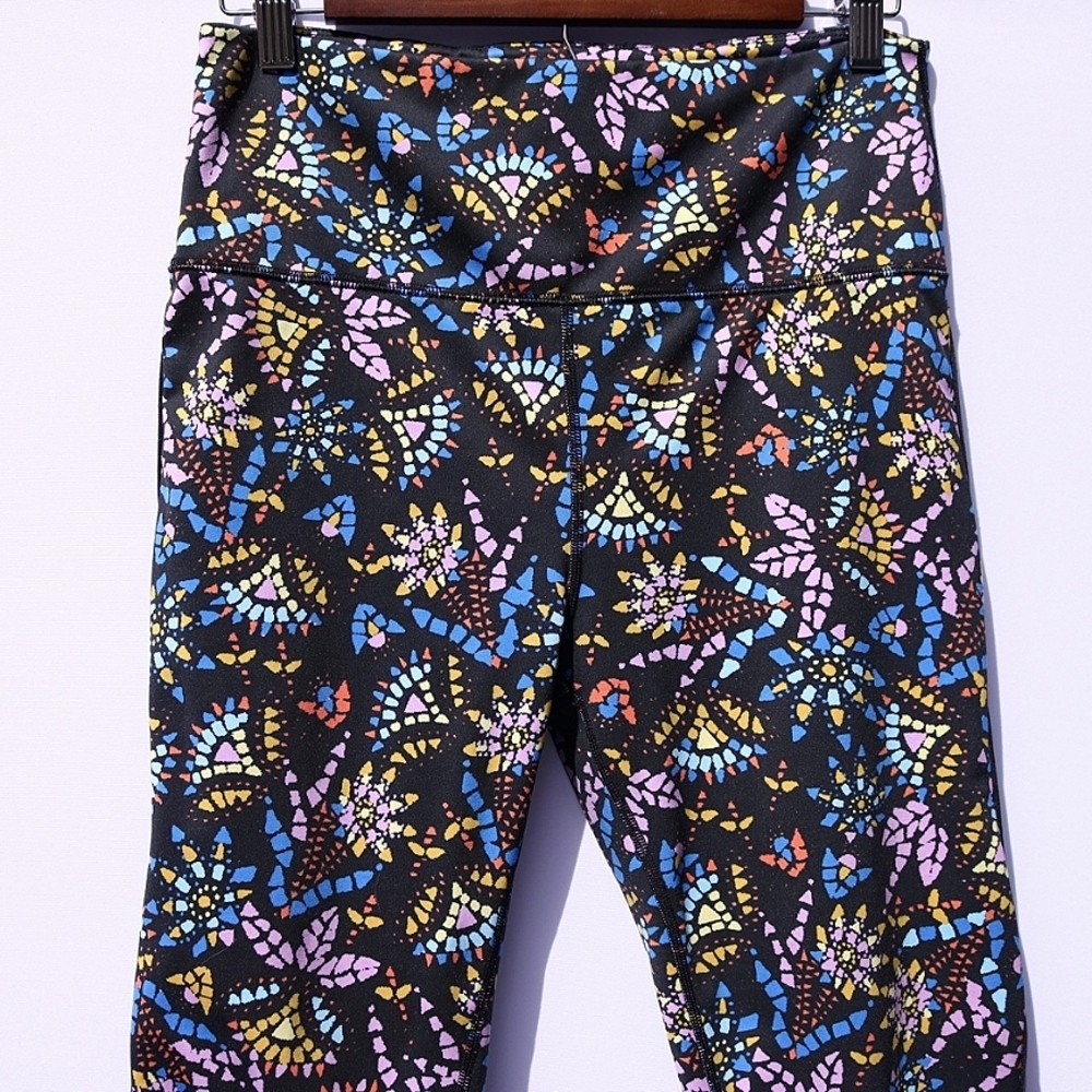 FREE PEOPLE MOVEMENT Liza Illusion Quick Dry High Rise Work out Leggings, Medium - Picture 3 of 9